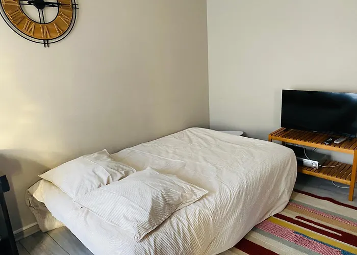 Close To Chu Clermont-Ferrand